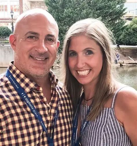 is jim cantore married|Jim Cantore Married, Wife, Divorce, Gay, Children, Salary, Net。